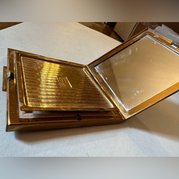 SOLD:Auction/ELGIN AMERICAN Empty Powder Case/GENUINE Abolone Stunning/MenWomen - Picture 4 of 9